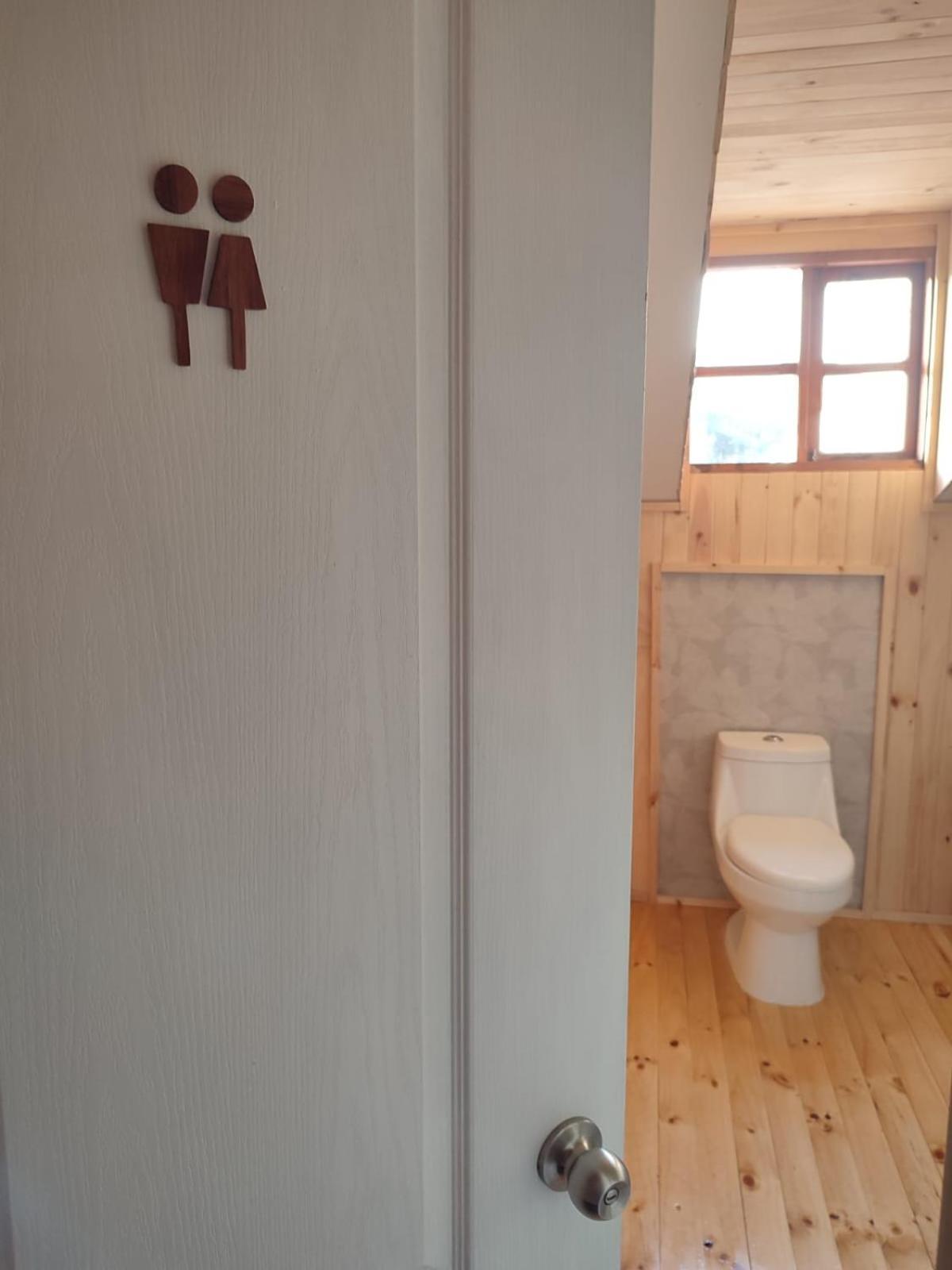 Verdeagua Hostal Chaitén Eksteriør billede
